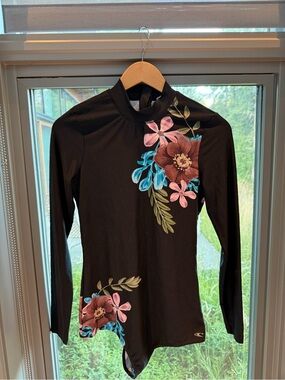 O’Neill New Long Sleeved Bodysuit with Back Zipoer